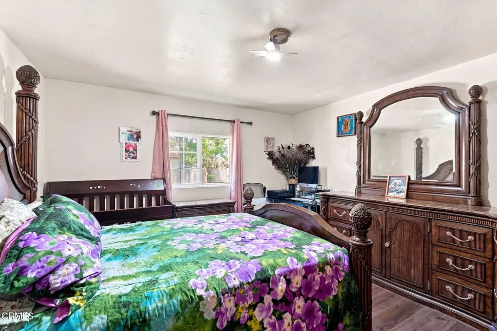 144 Backus Avenue Pasadena, CA 91107