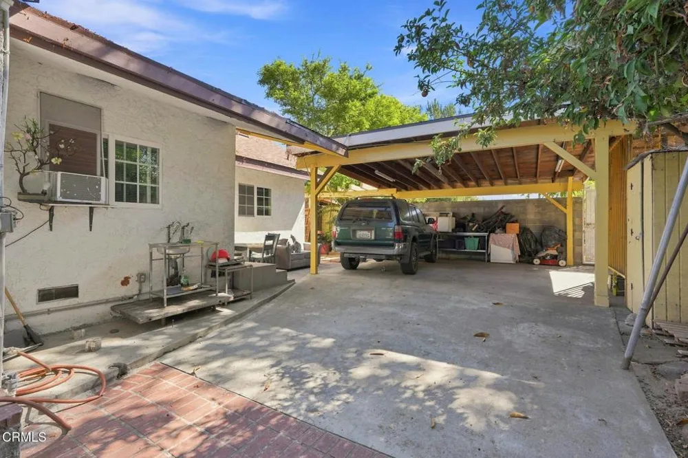 144 Backus Avenue Pasadena, CA 91107