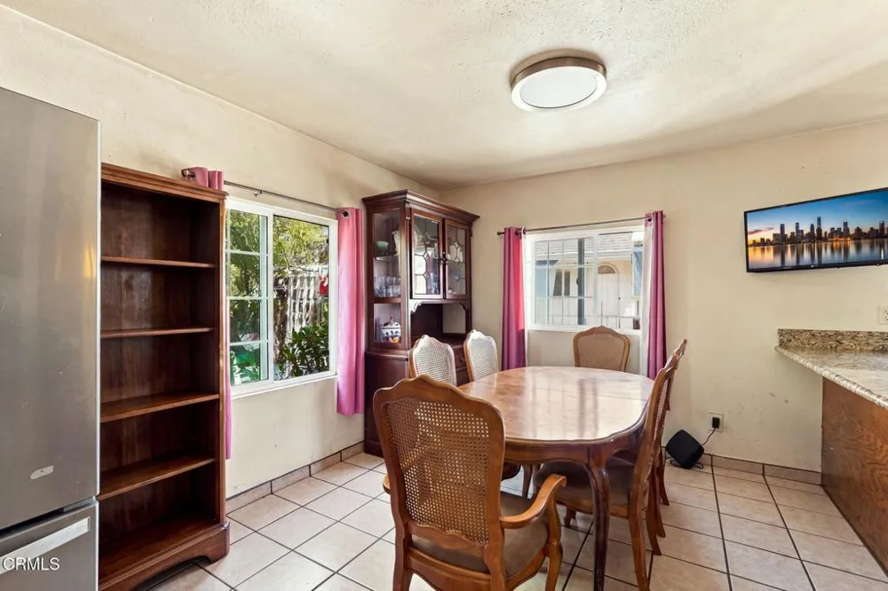 144 Backus Avenue Pasadena, CA 91107