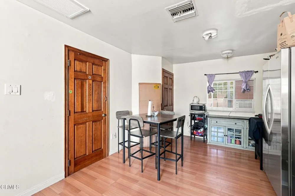 144 Backus Avenue Pasadena, CA 91107