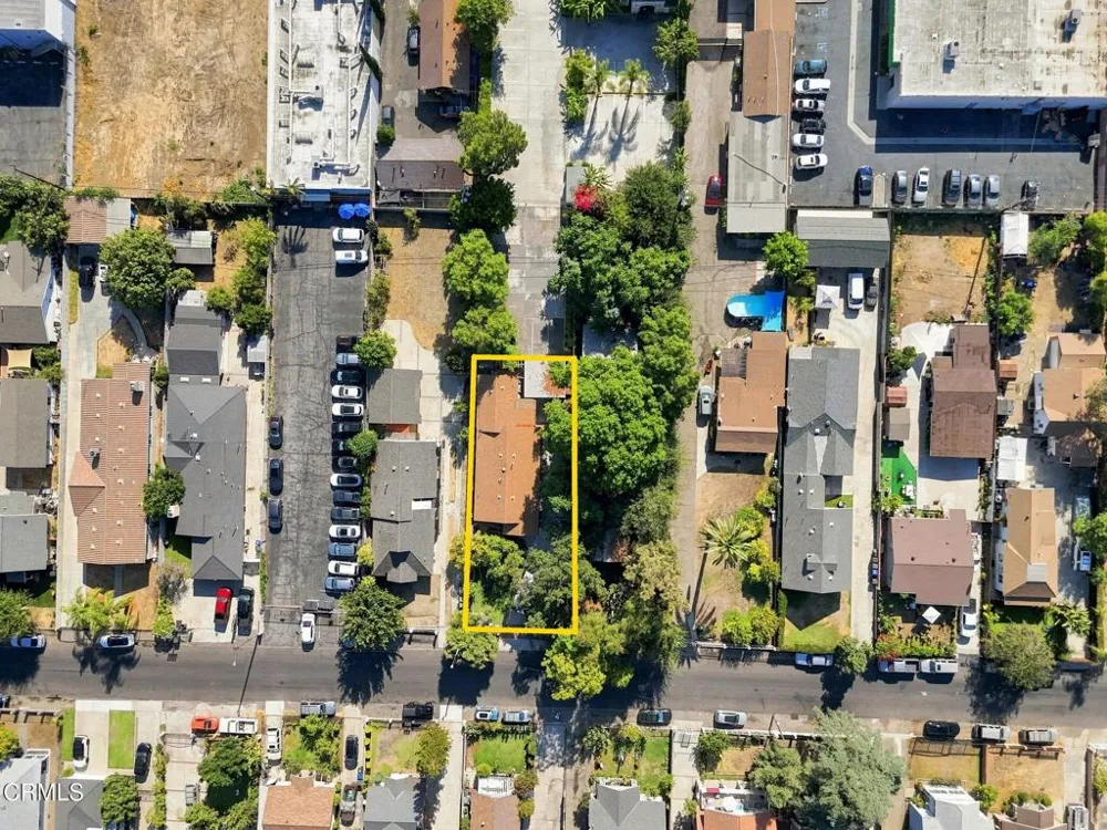 144 Backus Avenue Pasadena, CA 91107