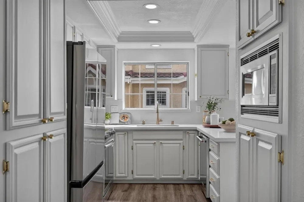 18 Tyrella Court Mountain View, CA 94043
