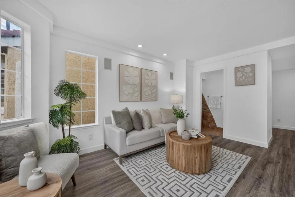 18 Tyrella Court Mountain View, CA 94043