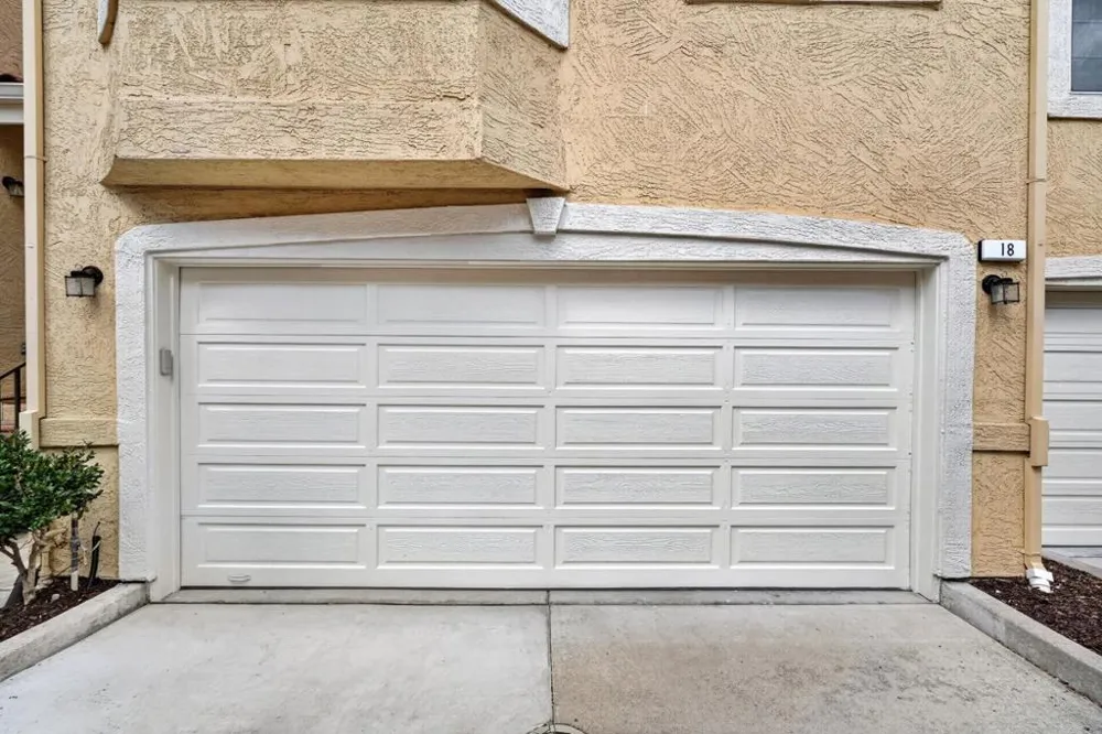 18 Tyrella Court Mountain View, CA 94043