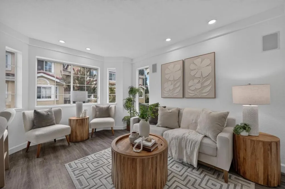 18 Tyrella Court Mountain View, CA 94043