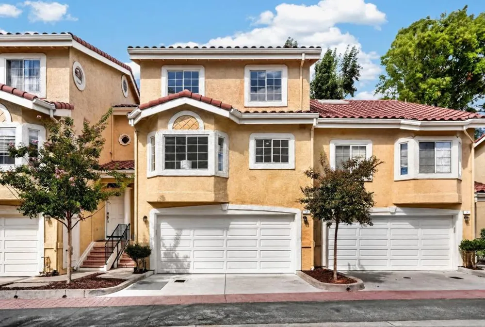 18 Tyrella Court Mountain View, CA 94043