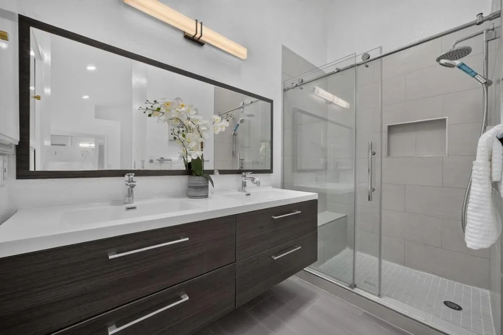 18 Tyrella Court Mountain View, CA 94043