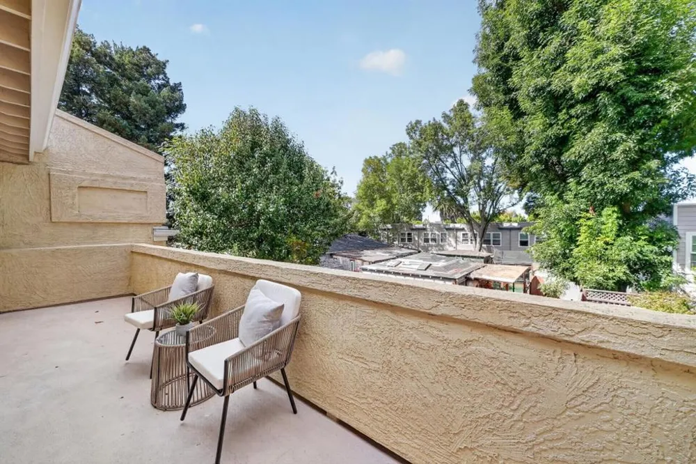 18 Tyrella Court Mountain View, CA 94043