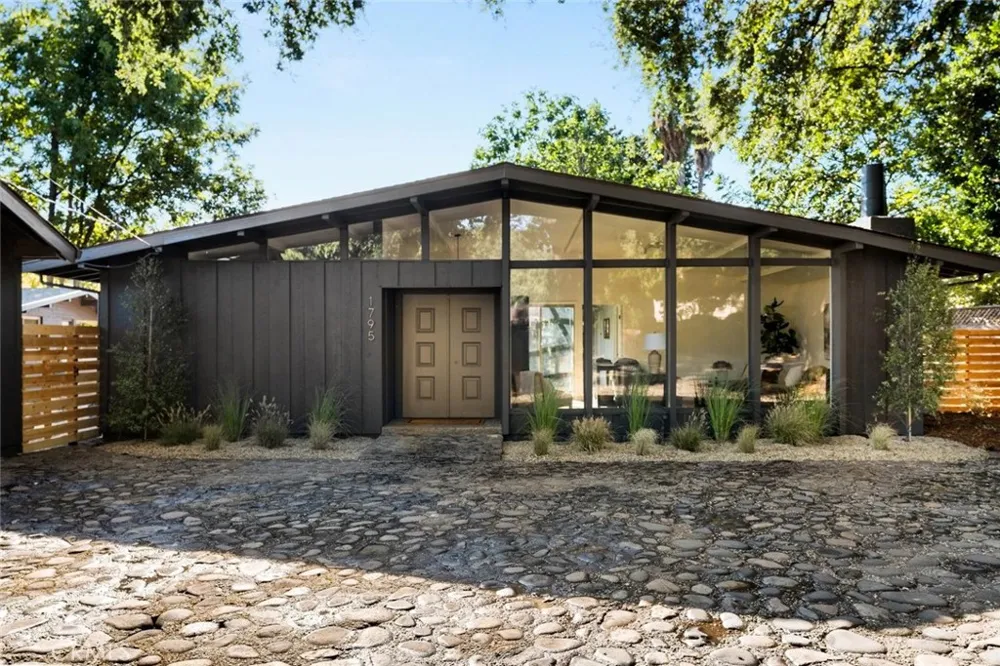 1795 Estates Way Chico, CA 95928