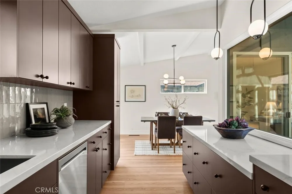 1795 Estates Way Chico, CA 95928