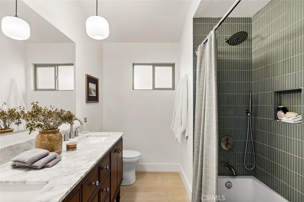 1795 Estates Way Chico, CA 95928