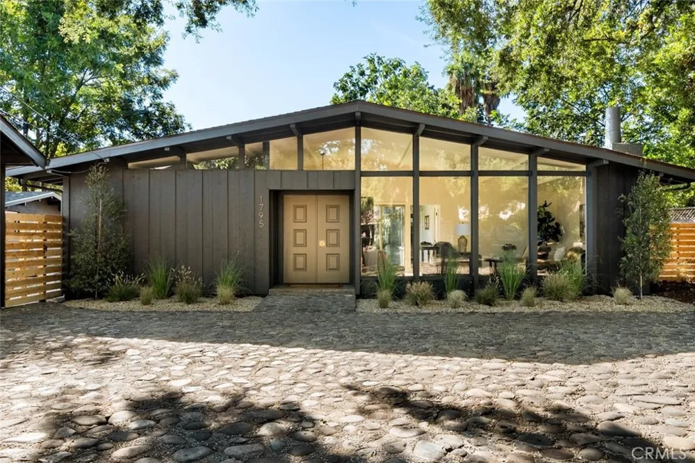 1795 Estates Way Chico, CA 95928