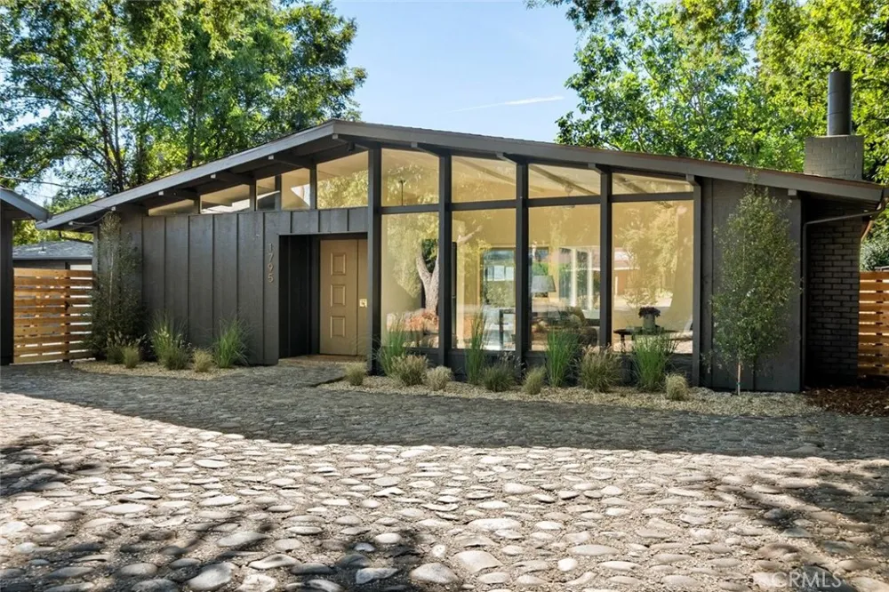 1795 Estates Way Chico, CA 95928