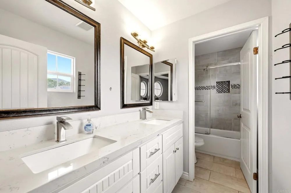 356 Plaza Los Osos Chula Vista, CA 91914