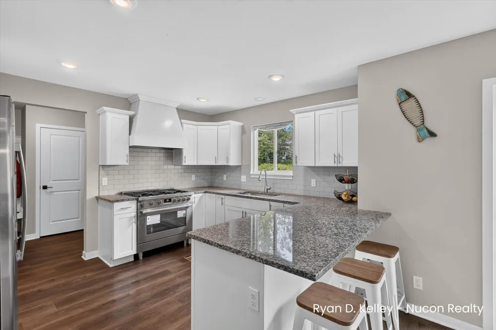 11544 Sessions Woods Drive W Grand Rapids, MI 49534