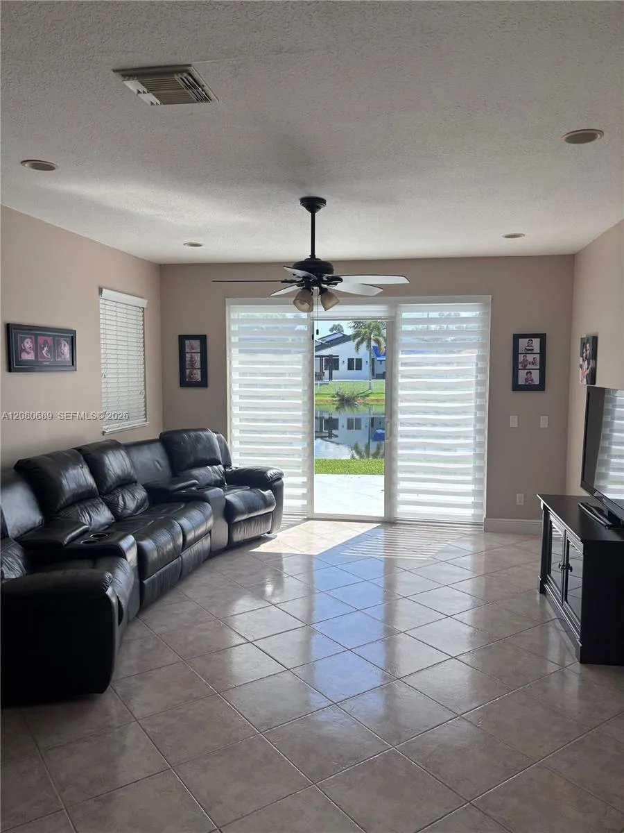 2223 SW 134th Ave Miramar, FL 33027
