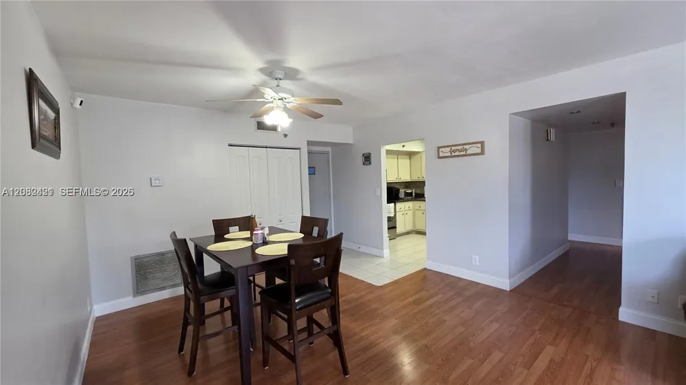 901 Hillcrest Dr #215 Hollywood, FL 33021