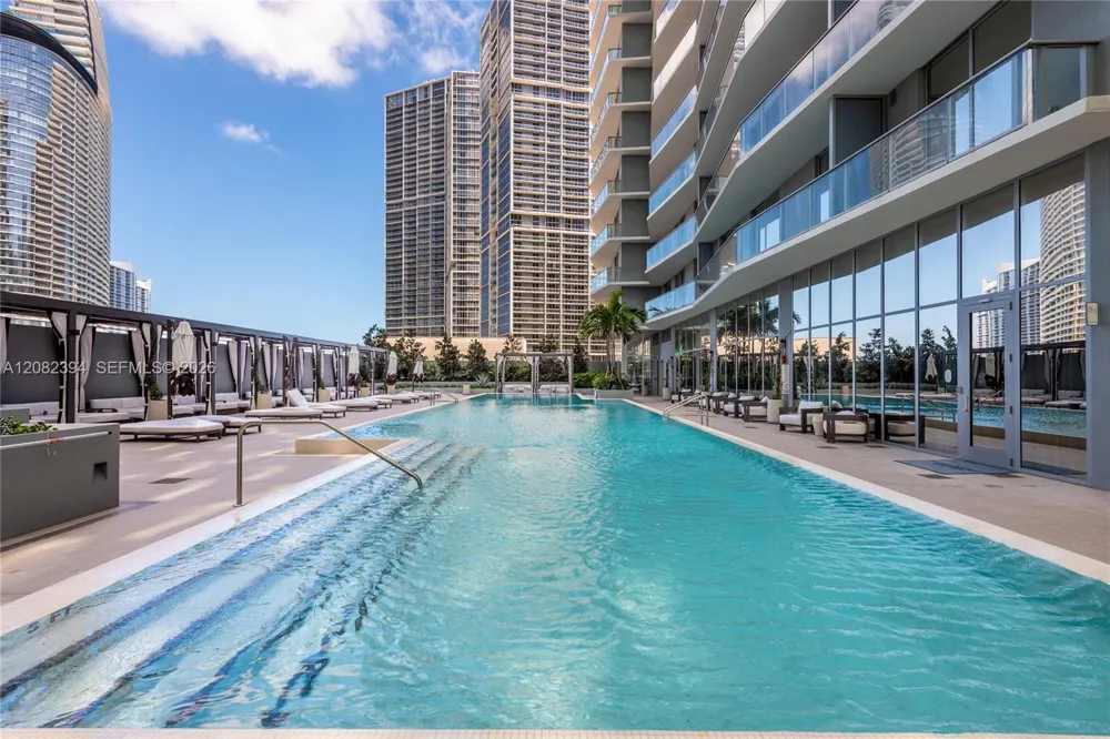 77 SE 5th Street #3908 Miami, FL 33131