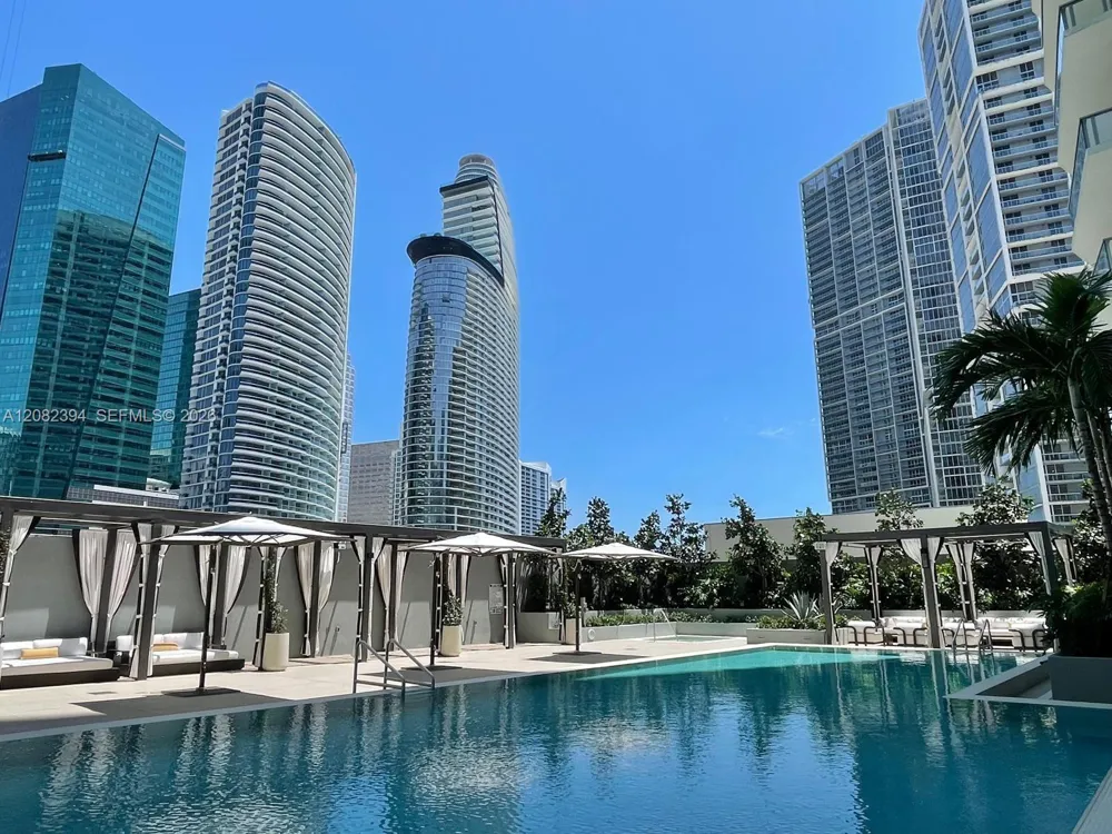 77 SE 5th Street #3908 Miami, FL 33131