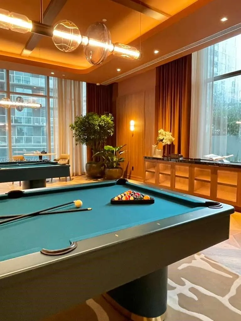 77 SE 5th Street #3908 Miami, FL 33131