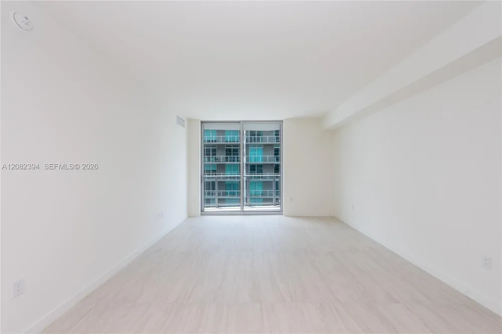77 SE 5th Street #3908 Miami, FL 33131