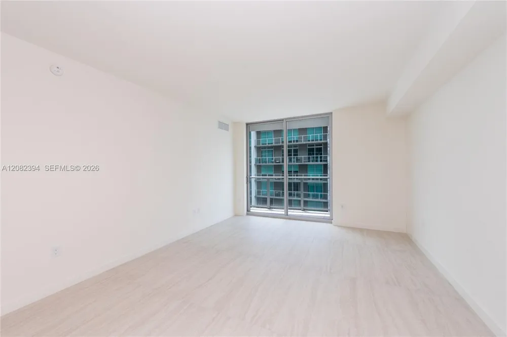 77 SE 5th Street #3908 Miami, FL 33131