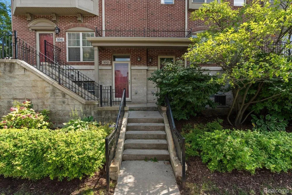 100 Adelaide Street Detroit City, MI 48201