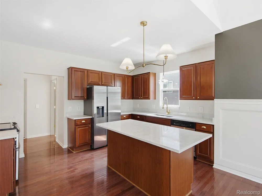 900 Cross Street Oxford Charter Township, MI 48371
