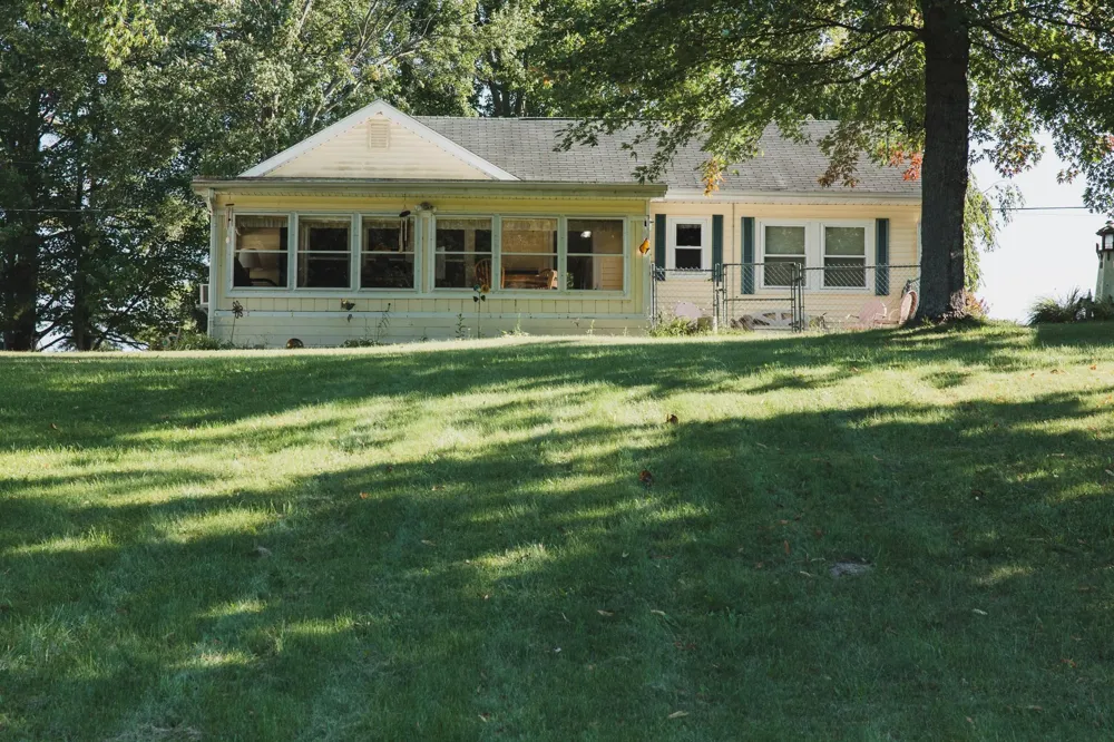 1041 Radov Road Hay Township, MI 48624