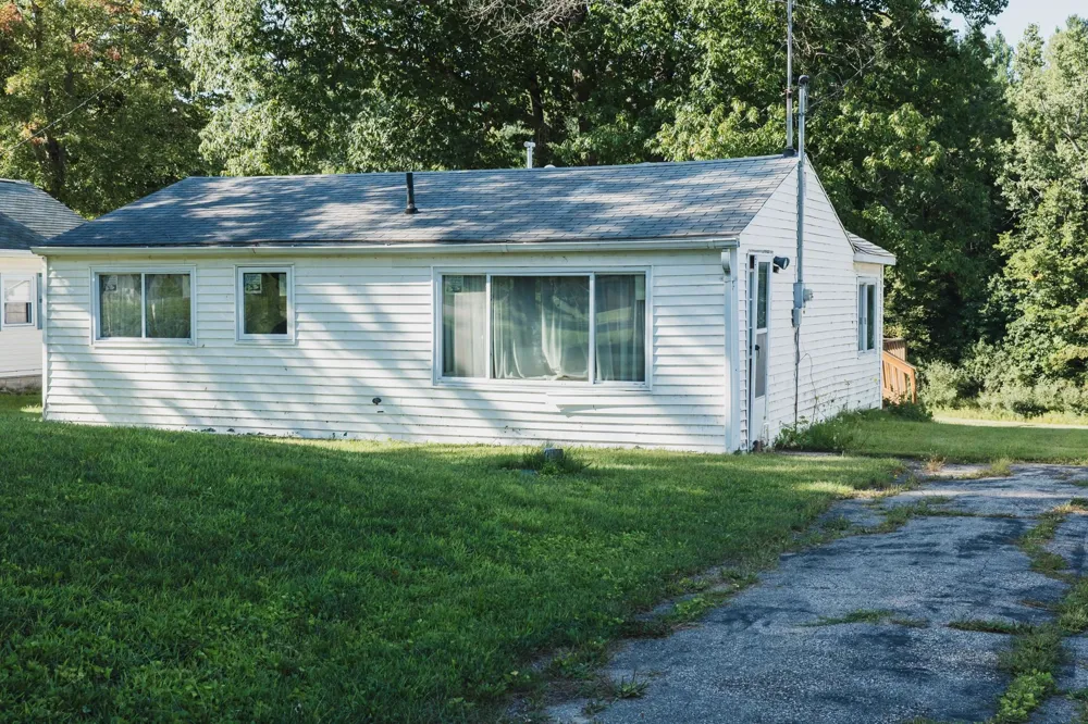 1041 Radov Road Hay Township, MI 48624