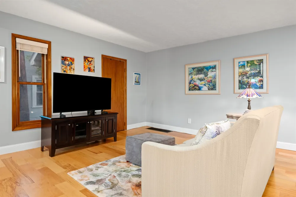 131 Spruce Traverse City City, MI 49684
