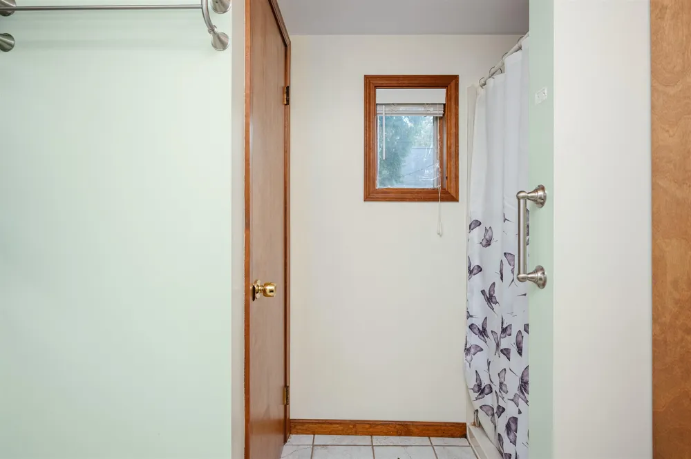 131 Spruce Traverse City City, MI 49684