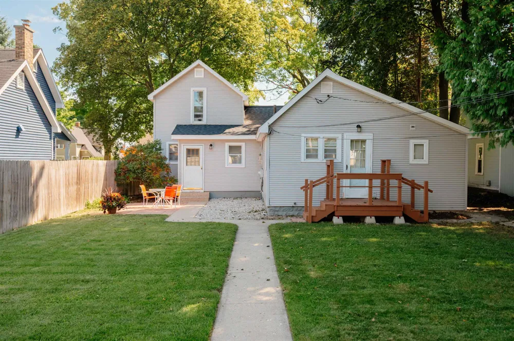 131 Spruce Traverse City City, MI 49684