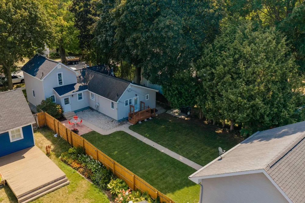 131 Spruce Traverse City City, MI 49684
