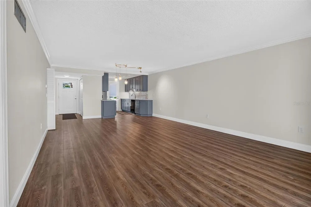 280 126TH AVENUE #103 Treasure Island, FL 33706