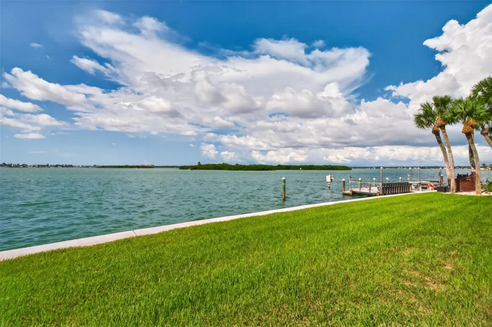 280 126TH AVENUE #103 Treasure Island, FL 33706