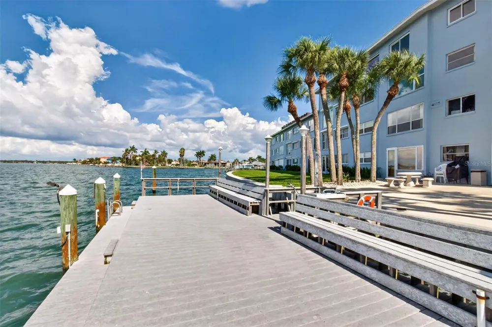 280 126TH AVENUE #103 Treasure Island, FL 33706