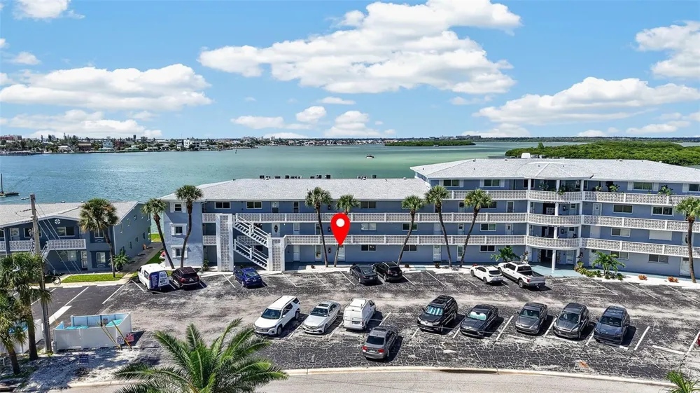 280 126TH AVENUE #103 Treasure Island, FL 33706