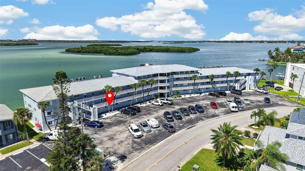 280 126TH AVENUE #103 Treasure Island, FL 33706