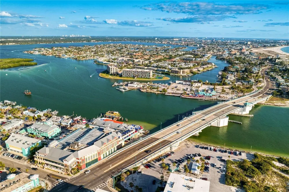 280 126TH AVENUE #103 Treasure Island, FL 33706