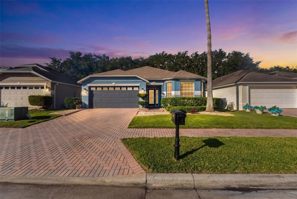 10037 PORTOFINO DRIVE Orlando, FL 32832