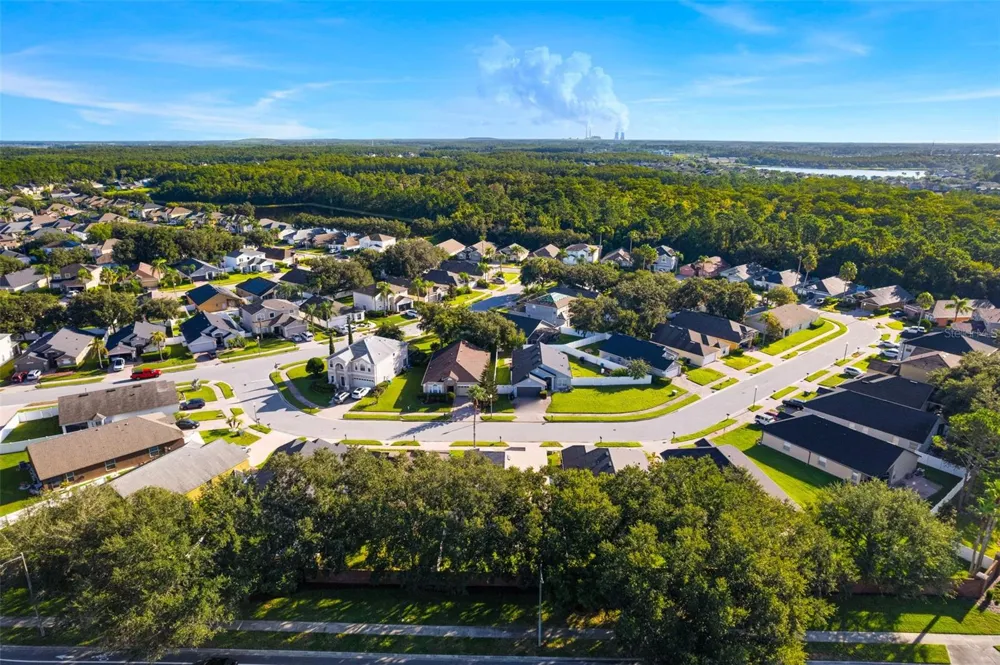 10037 PORTOFINO DRIVE Orlando, FL 32832