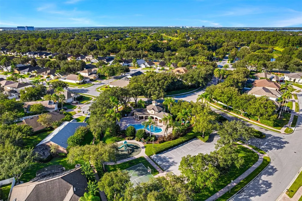 10037 PORTOFINO DRIVE Orlando, FL 32832