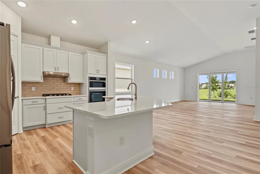 3951 KENNEBUNK LOOP Mount Dora, FL 32757