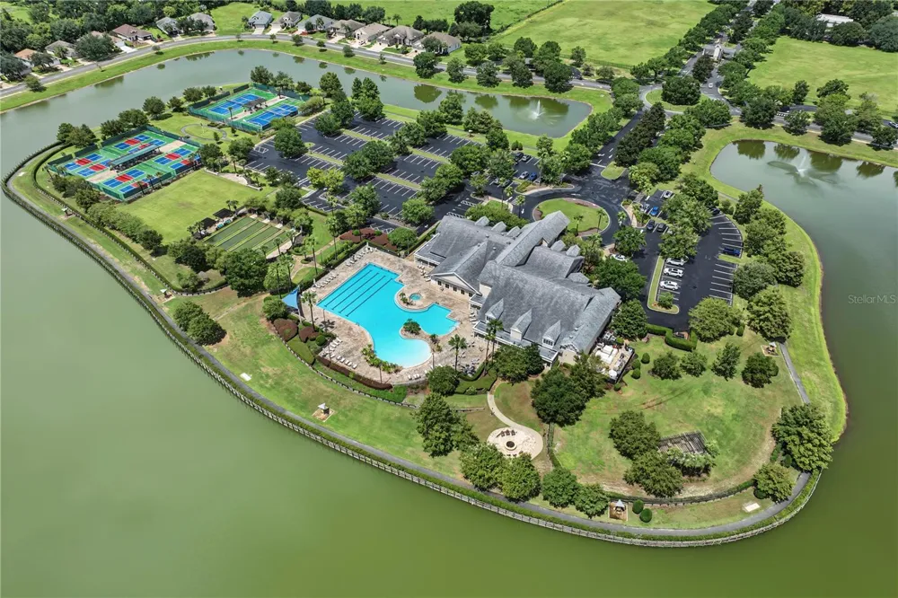 3951 KENNEBUNK LOOP Mount Dora, FL 32757