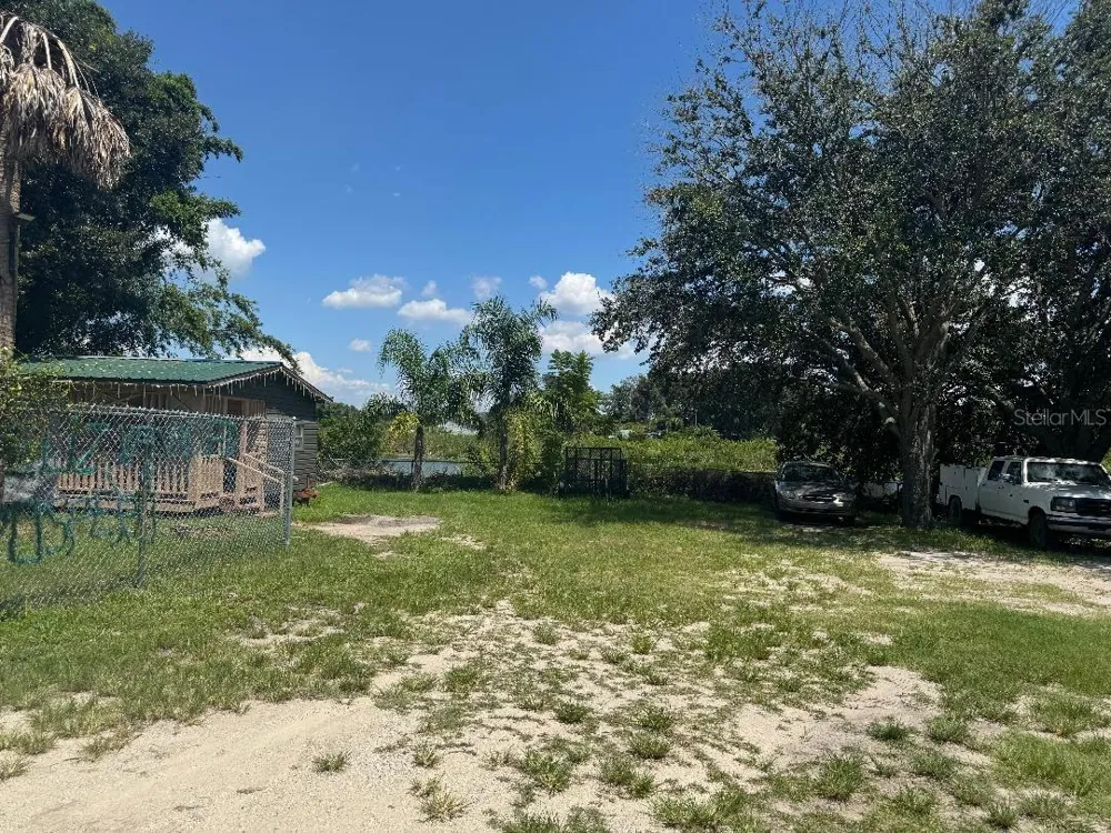 812 US HIGHWAY 17 92 S Davenport, FL 33837