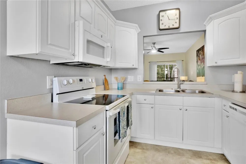8825 CORAL PALMS COURT #B Kissimmee, FL 34747