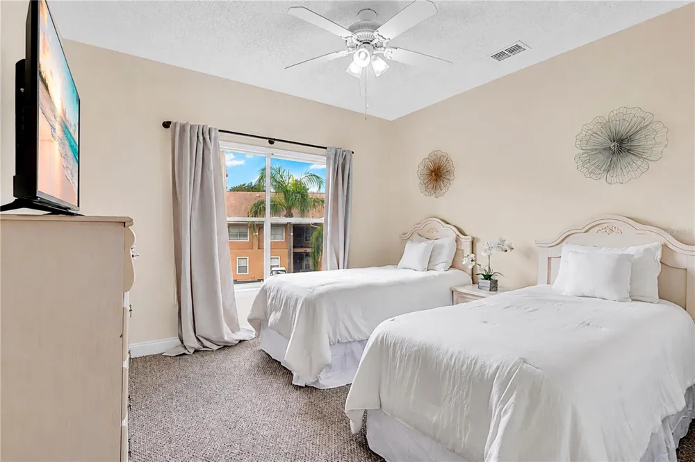 8825 CORAL PALMS COURT #B Kissimmee, FL 34747