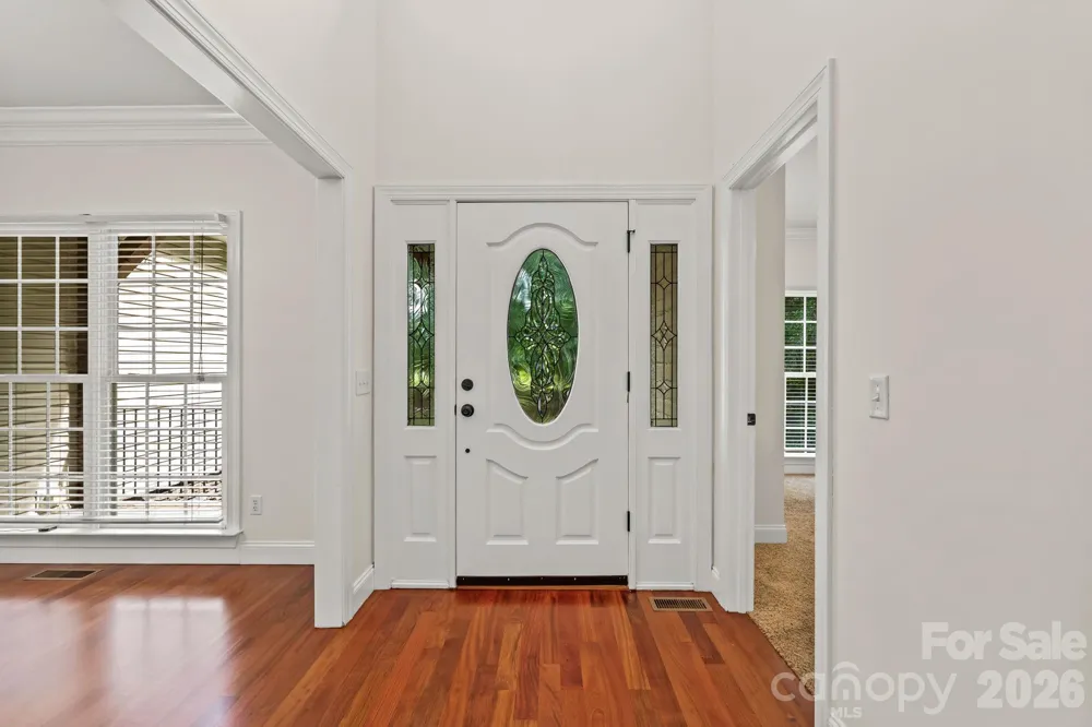 3321 Lower Lake Road Thomasville, NC 27360