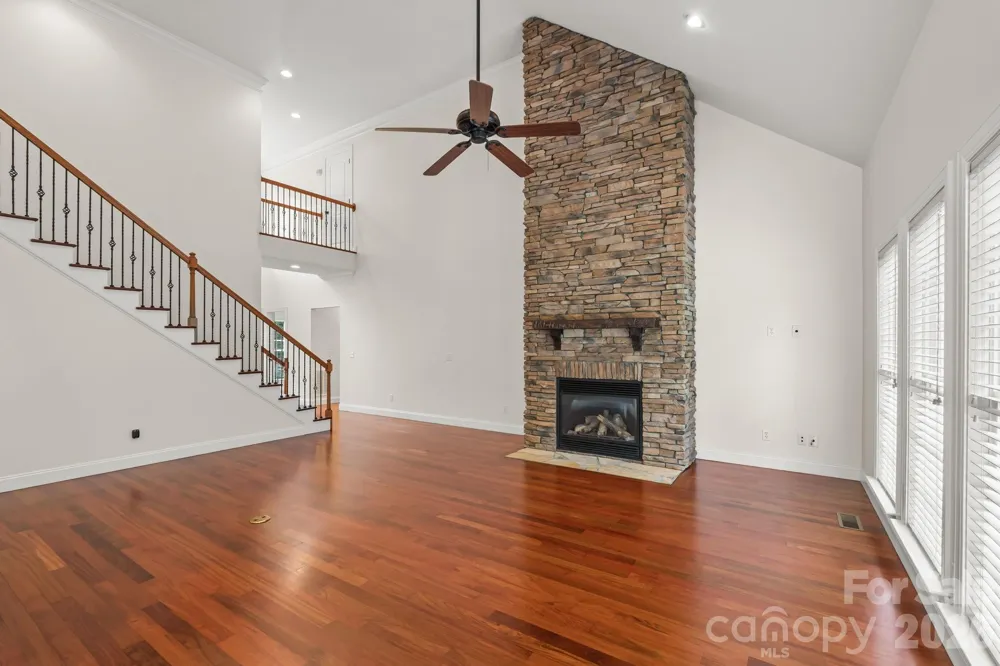3321 Lower Lake Road Thomasville, NC 27360